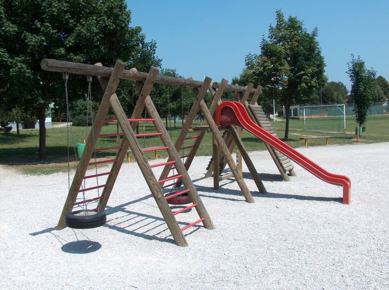 Swing Set Repair in Kansas City, MO